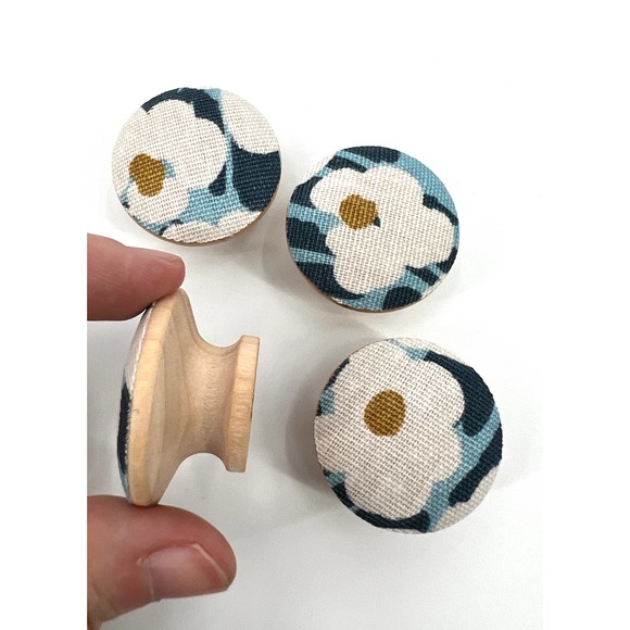 Flowers Drawer Knob Pulls Handles Nursery Dresser Home Decor Gift Baby - Picture 3 of 4